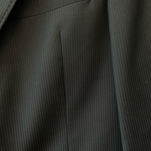 Pronto Uomo Couture Black Pinstripe Suit - Picture 2 of 9